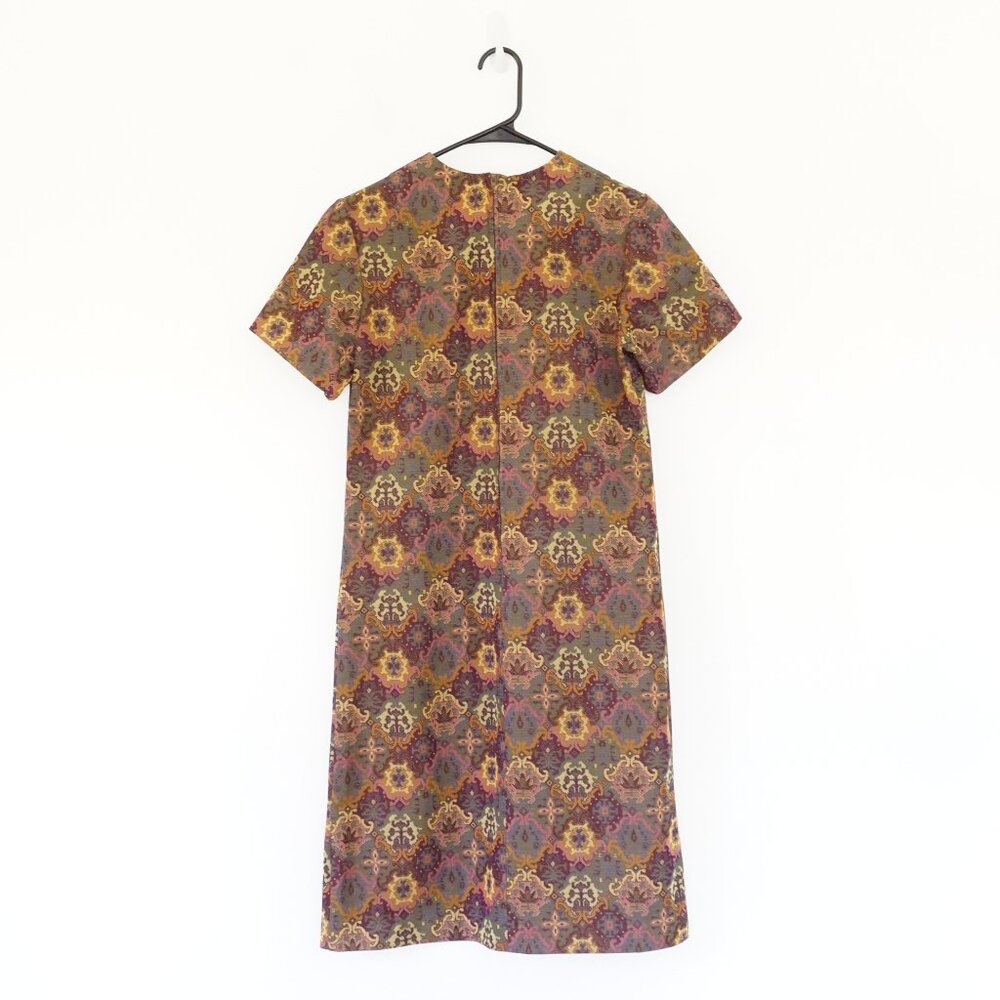 Vintage 60s Short Sleeve Tapestry Print Short Sleeve Dress M - Picture 2 of 5